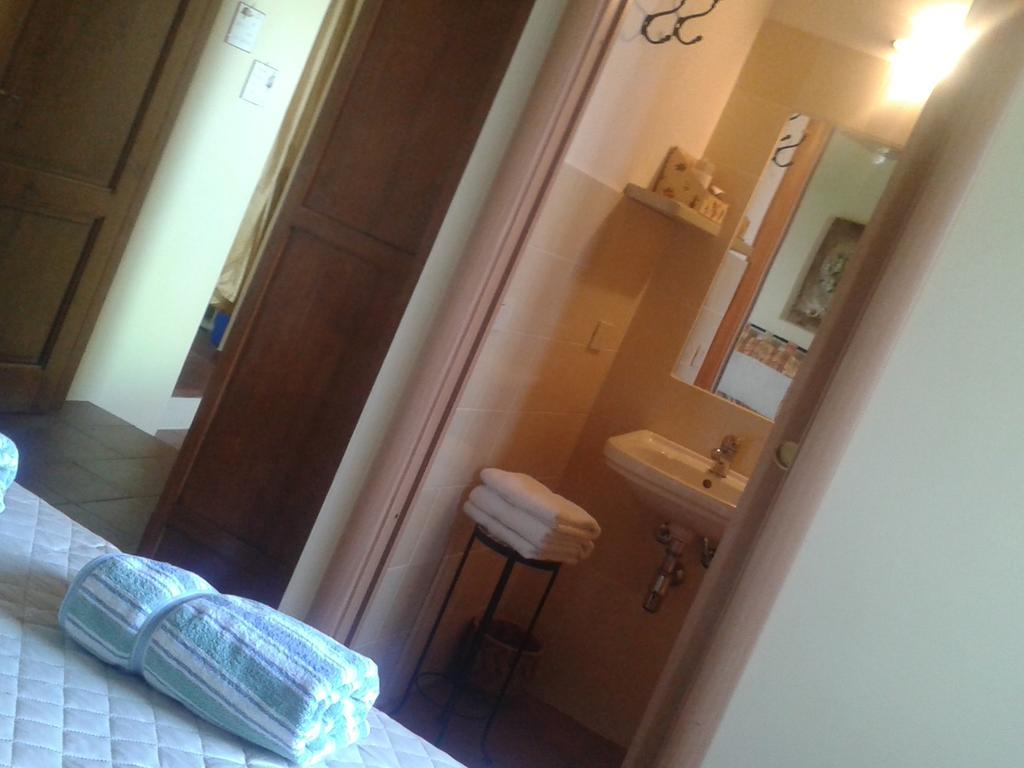 Villa Poggio Dell'Olivo Pitigliano Habitación foto
