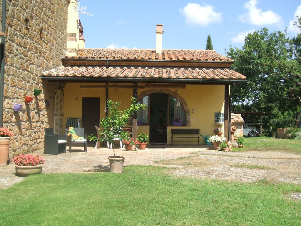 Villa Poggio Dell'Olivo Pitigliano Habitación foto